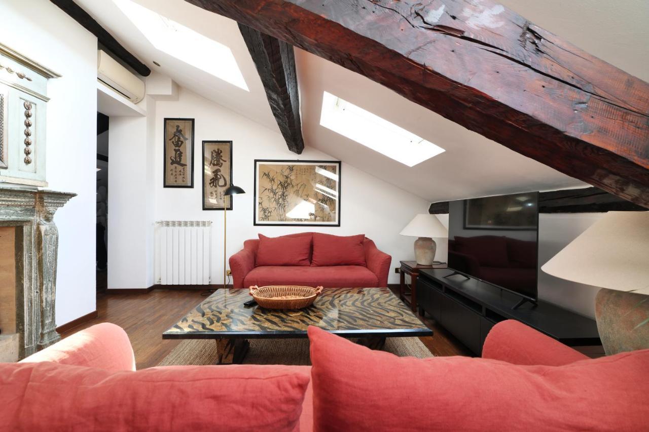 밀라노 Elegant P.Venezia Attic 아파트 외부 사진